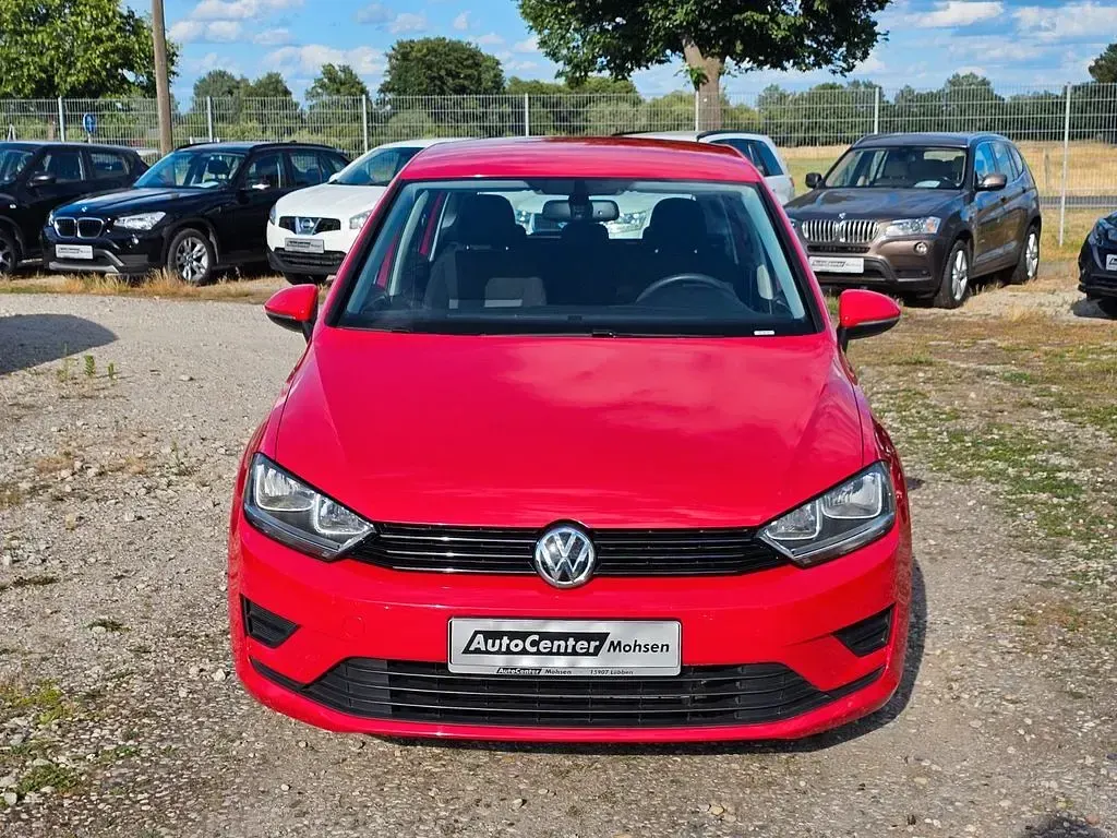 Gebraucht VW Golf Sportsvan Trendline 86 PS (63 kW) 2016 Rot Van / Kleinbus