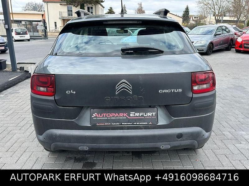 Gebraucht Citroën C4 Feel 99 PS (72 kW) 2016 Grau SUV