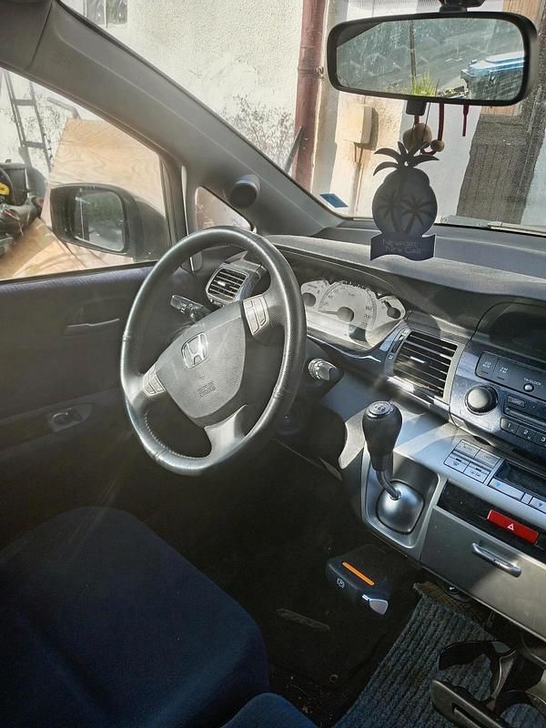 Occasion Honda FR-V 150 ch (110 kW) 2008 Gris Monospace