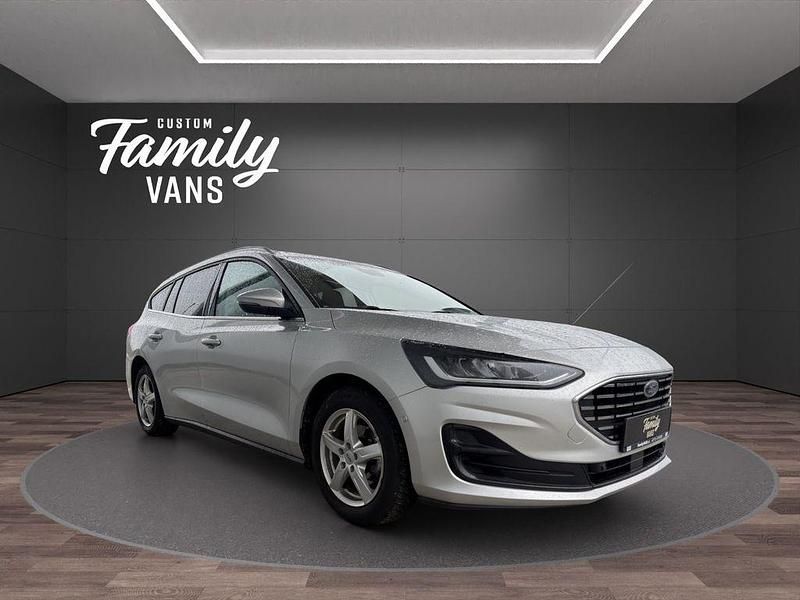 Gebraucht Ford Focus Titanium 116 PS (85 kW) 2023 Silber Limousine