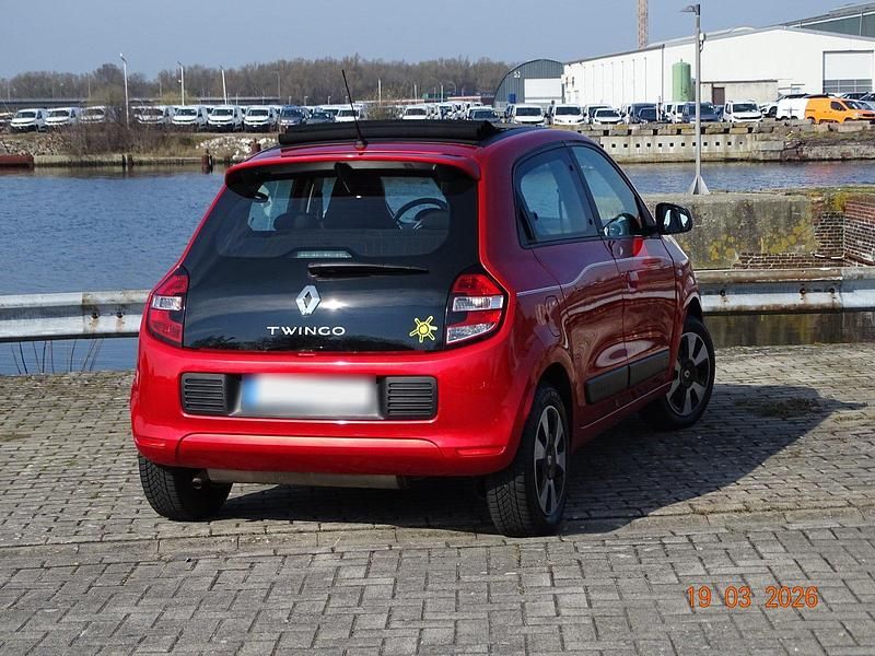 Gebraucht Renault Twingo LIMITED 69 PS (50 kW) 2018 Rot Kleinwagen