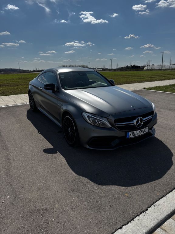 Grau Gebraucht 2017 Mercedes C63S AMG AMG Coupé | 60.000 € (Superpreis) - Bild 1/4