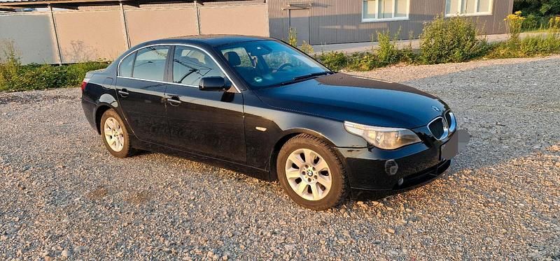 Schwarz Gebraucht 2005 BMW 525 Limousine | 3.600 € (Guter Preis) - Bild 1/4