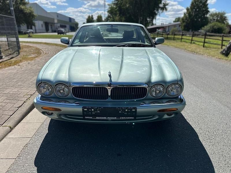 Gebraucht Jaguar XJ8 Executive 284 PS (208 kW) 1998 Grün Limousine