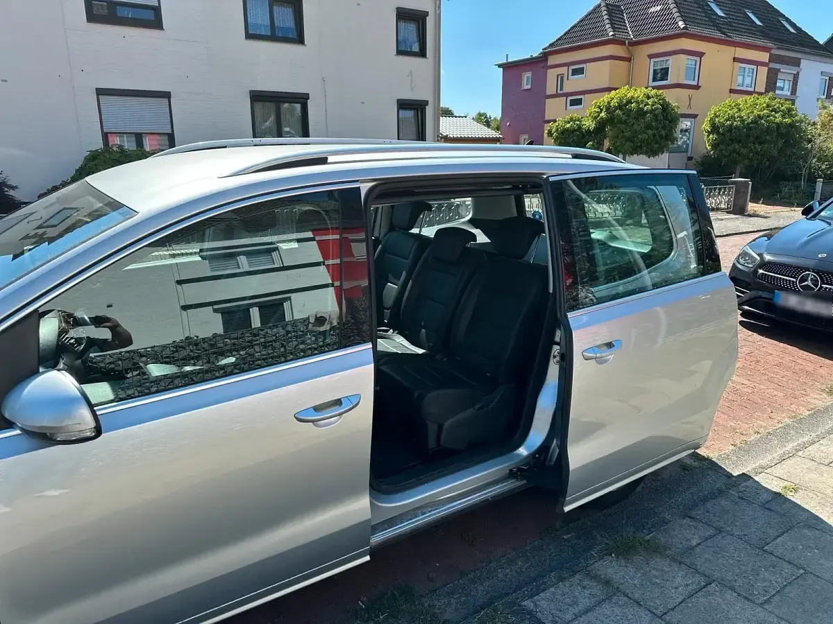 Gebraucht VW Sharan 185 PS (136 kW) 2016 Grau Van / Kleinbus