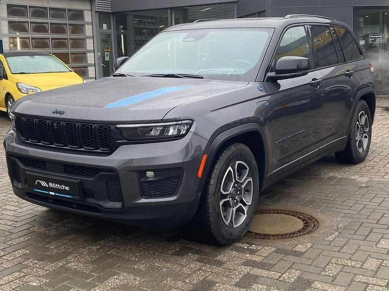 Gebraucht Jeep Grand Cherokee 272 PS (200 kW) 2023 Baltic grey metallic clear coa SUV
