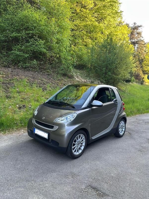 Gold Gebraucht 2009 Smart ForTwo Coupé Kleinwagen | 5.500 € (Fairer Preis) - Bild 1/4