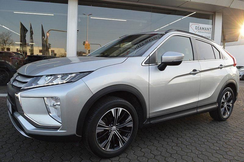 Gebraucht Mitsubishi Eclipse Cross Diamant Edition 163 PS (119 kW) 2020 Sterlingsilbermetallic SUV