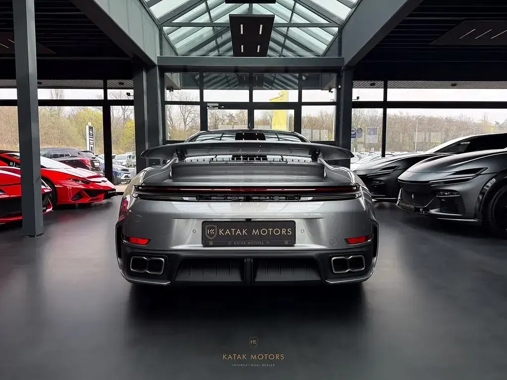 Neu Porsche 911 Turbo S 711 PS (522 kW) 2026 Silber