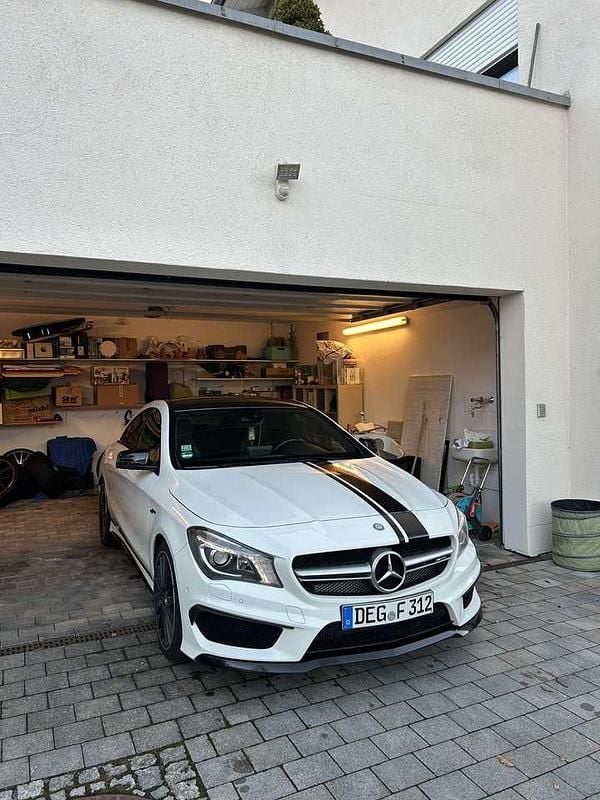 Gebraucht Mercedes CLA45 AMG AMG 360 PS (264 kW) 2015 Weiß Limousine