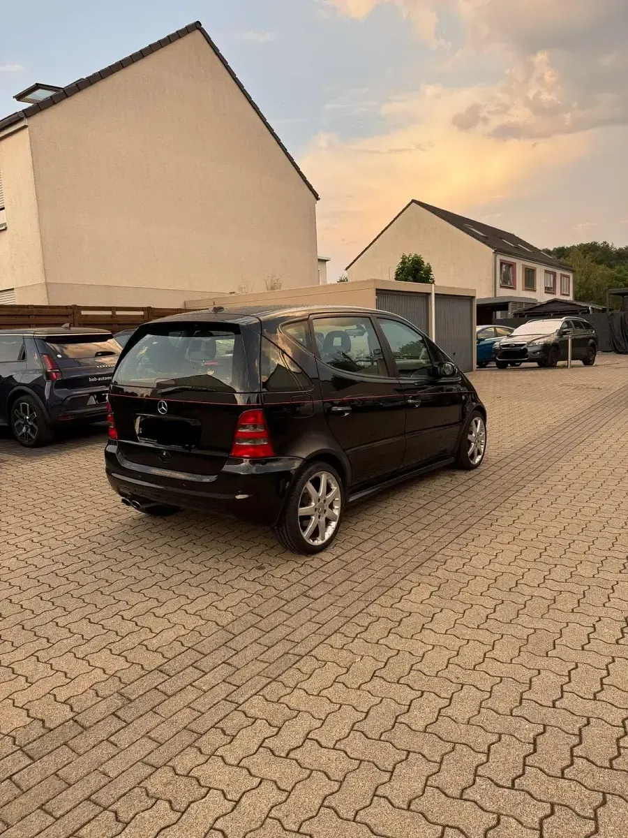 Gebraucht Mercedes A210 140 PS (102 kW) 2002 Schwarz Kleinwagen