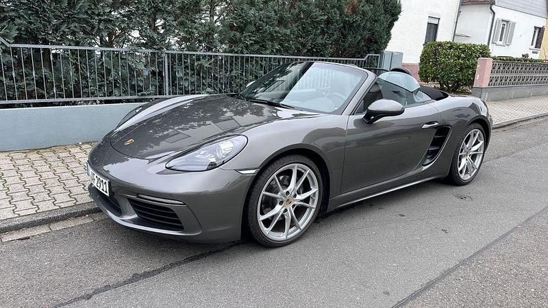 Gebraucht Porsche 718 Boxster 299 PS (219 kW) 2023 Achatgrau Cabrio