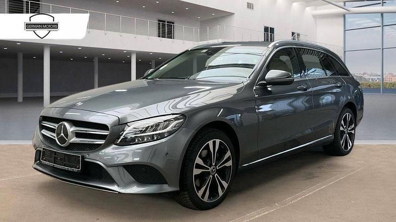 Grau Gebraucht 2019 Mercedes C220 Exclusive Limousine | 27.950 € (Fairer Preis) - Bild 1/4