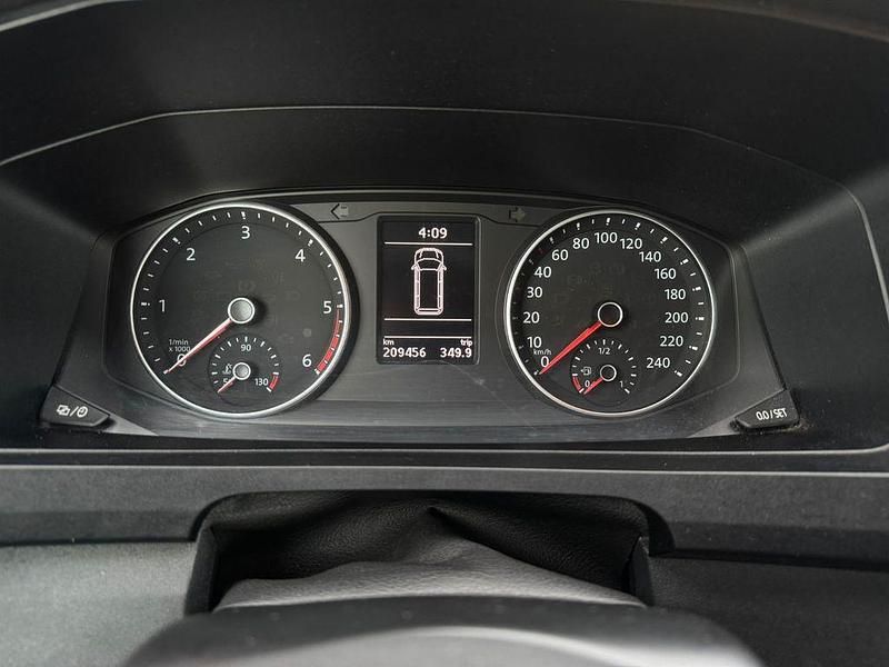 Gebraucht VW Transporter 150 PS (110 kW) 2019 Weiß Van