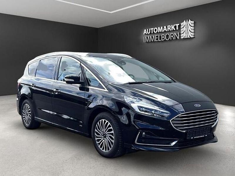 Gebraucht Ford S-MAX Titanium 190 PS (139 kW) 2020 Schwarz Van / Kleinbus