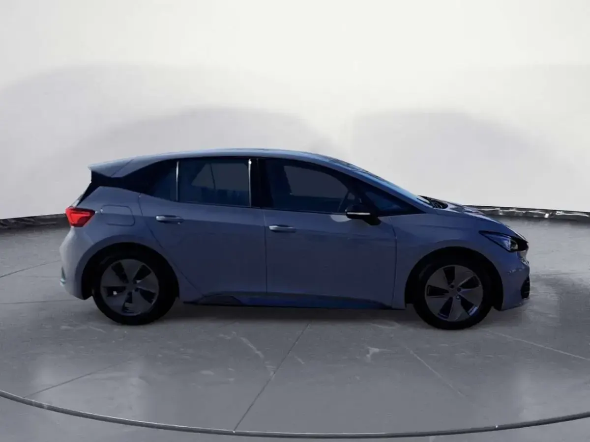 Usata Cupra Born 150 kW (204 CV) 2023 Grigio Utilitaria