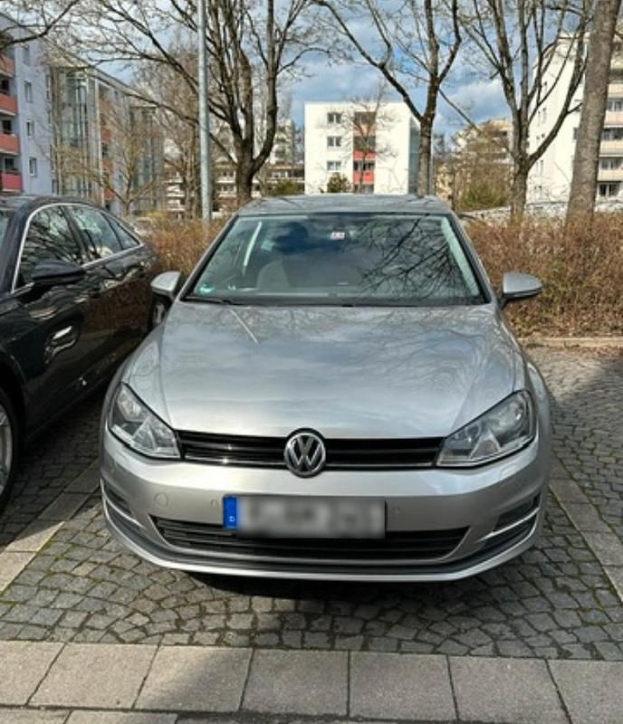 Grau Gebraucht 2013 VW Golf VII Kleinwagen | 8.500 € (Etwas zu teuer) - Bild 1/4