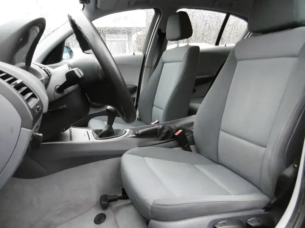 Używany BMW 116 Advantage 116 KM (85 kW) 2004 Czarny Hatchback