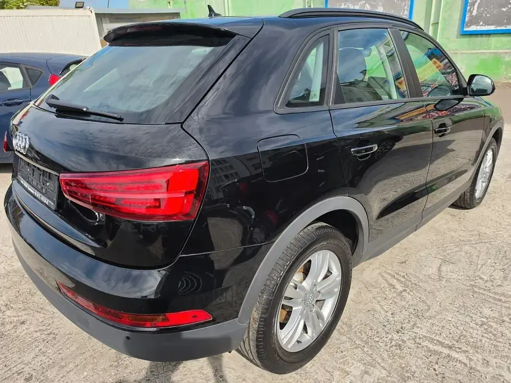 Gebraucht Audi Q3 Ambiente 125 PS (91 kW) 2017 Schwarz SUV