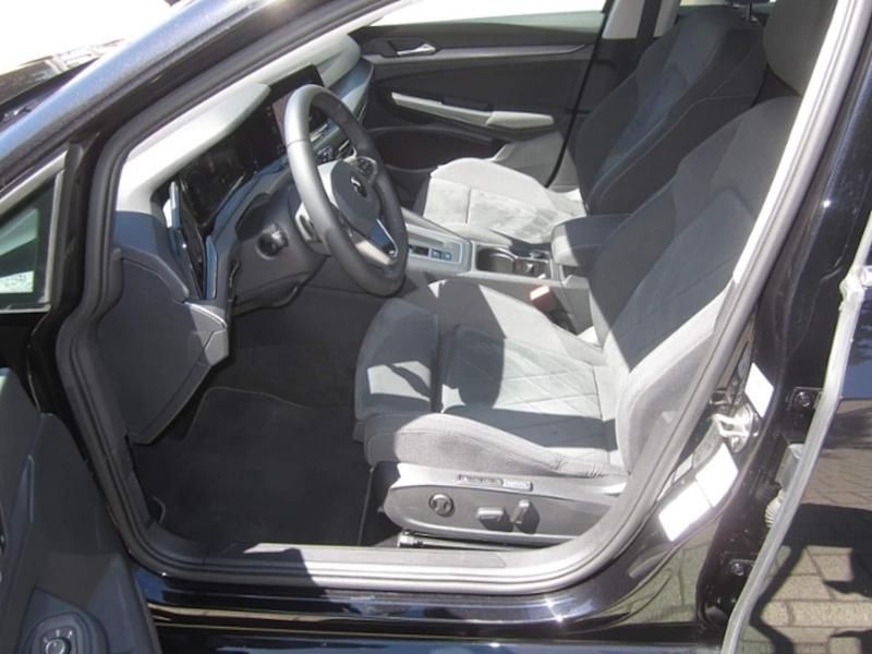 Gebraucht VW Golf VII Style 150 PS (110 kW) 2021 Kleinwagen