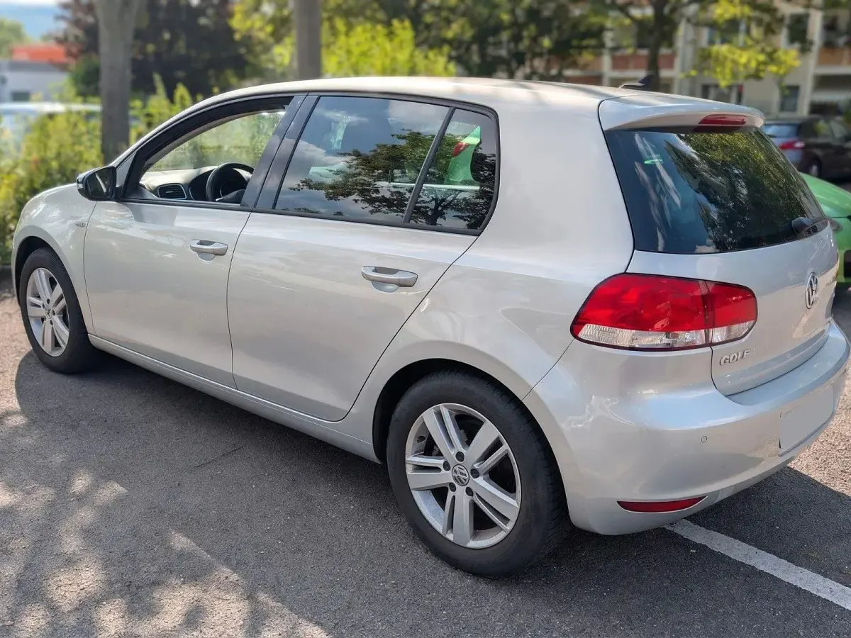 Gebraucht VW Golf VII Match 86 PS (63 kW) 2012 Silber Limousine