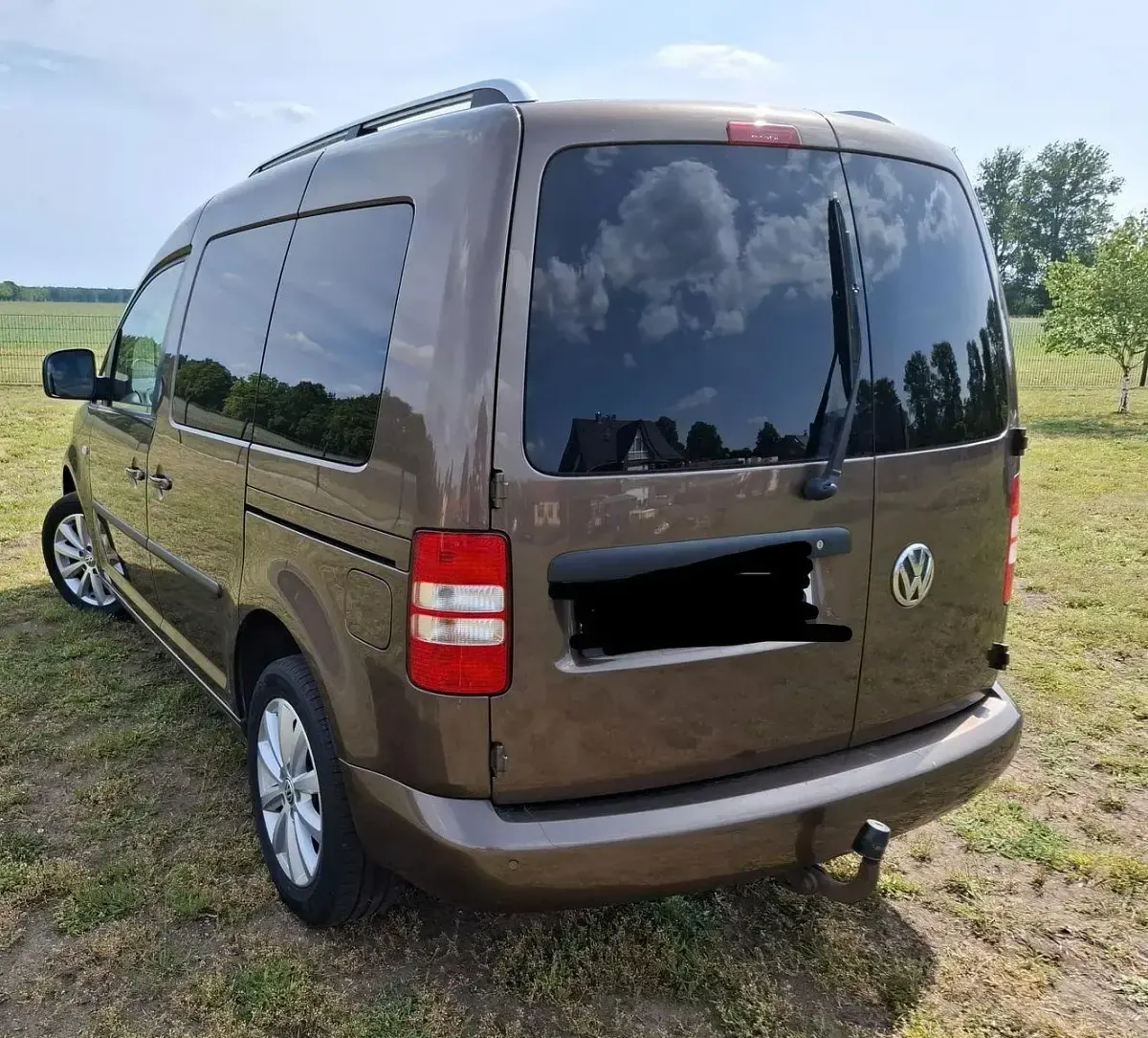 Gebraucht VW Caddy Highline 140 PS (102 kW) 2014 Braun Van / Kleinbus