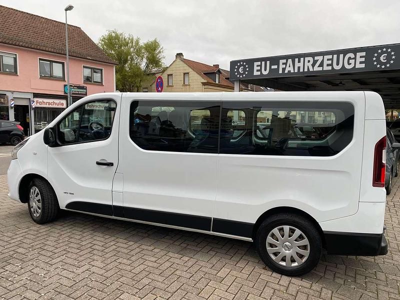 Gebraucht Nissan NV300 125 PS (91 kW) 2018 Weiß Van