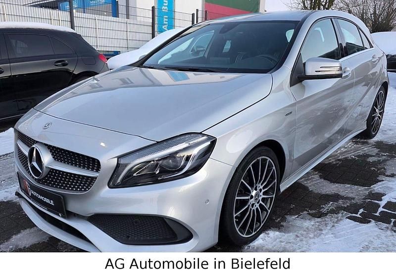 Gebraucht Mercedes A200 AMG line 156 PS (114 kW) 2017 Silber Limousine