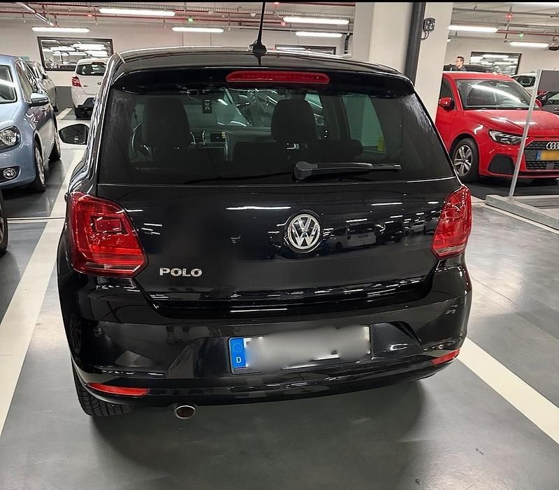 Gebraucht VW Polo 90 PS (66 kW) 2014 Schwarz Limousine