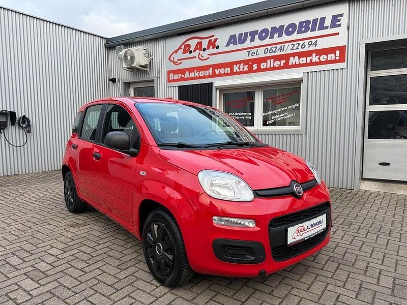 Gebraucht Fiat Panda Easy 69 PS (50 kW) 2019 Rot Kleinwagen