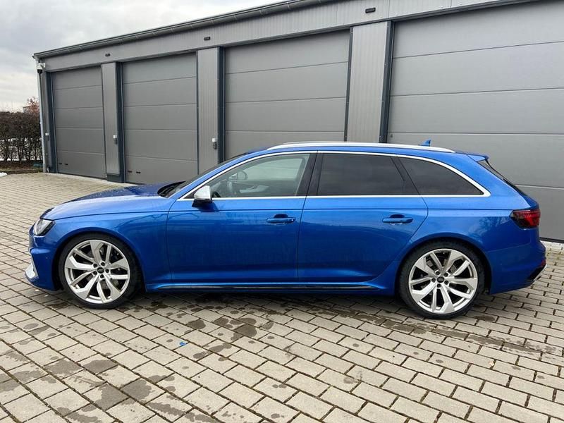 Gebraucht Audi RS4 Sport 450 PS (330 kW) 2018 Individuallackierung audi excl Kombi