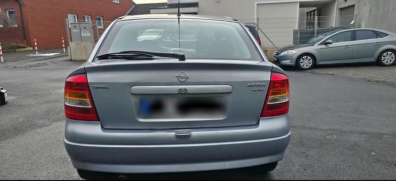 Gebraucht Opel Astra 2001 Silber Coupé