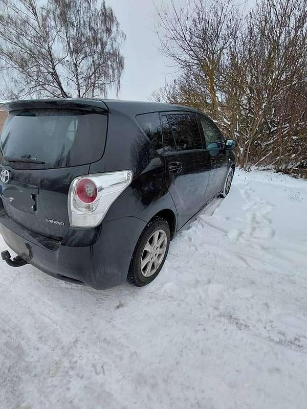 Gebraucht Toyota Corolla Sol 129 PS (94 kW) 2013 Schwarz Kombi