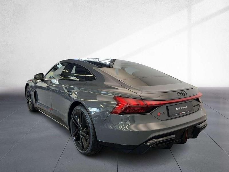 Neu Audi RS e-tron GT Sport 570 kW (775 PS) 2026 Nimbusgrau perleffekt Limousine
