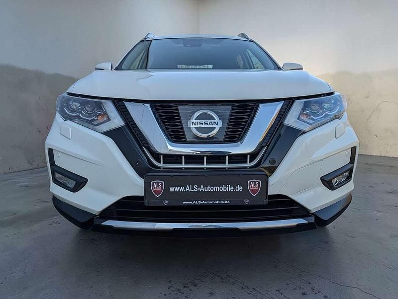 Gebraucht Nissan X-Trail 360º 177 PS (130 kW) 2018 Brilliant white (m) SUV