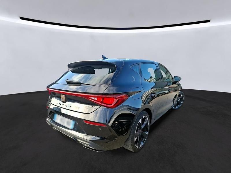 Second-hand Cupra Leon 150 CP (110 kW) 2024 Negru Berlinǎ