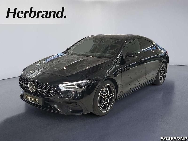 Unilack nachtschwarz Gebraucht 2025 Mercedes CLA200 AMG Coupé | 35.890 € (Guter Preis) - Bild 1/4