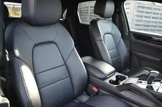 Używany Porsche Cayenne 340 KM (250 kW) 2022 Czarny SUV