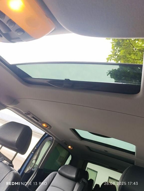 Blau Gebraucht 2010 Mercedes Viano Van / Kleinbus | 12.999 € (Fairer Preis) - Bild 1/4
