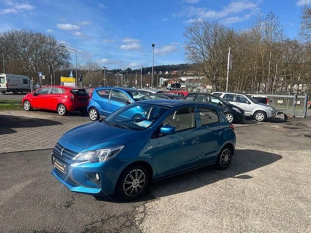 Second-hand Mitsubishi Space Star Top 71 CP (52 kW) 2021 Albastru Hatchback