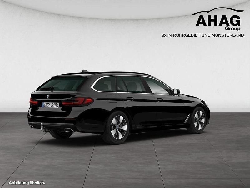 Gebraucht BMW 520 Efficient Dynamics 190 PS (139 kW) 2021 Schwarz uni Kombi