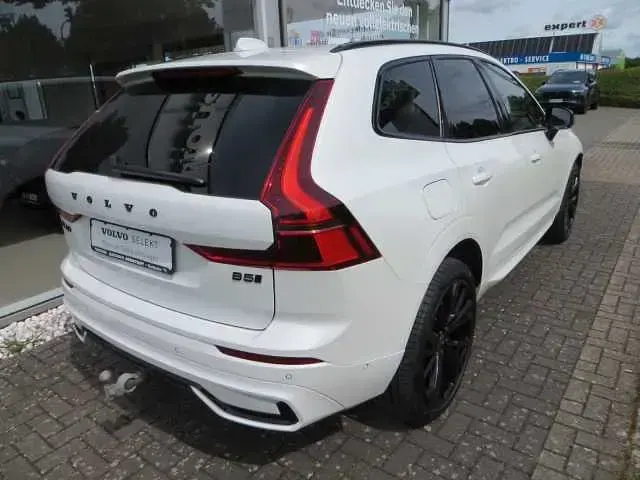 Gebraucht Volvo XC60 184 PS (135 kW) 2025 SUV