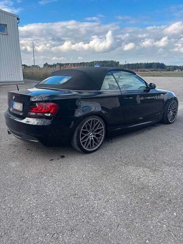 Gebraucht BMW 125 Cabriolet M Performance 218 PS (160 kW) 2009 Schwarz Cabrio