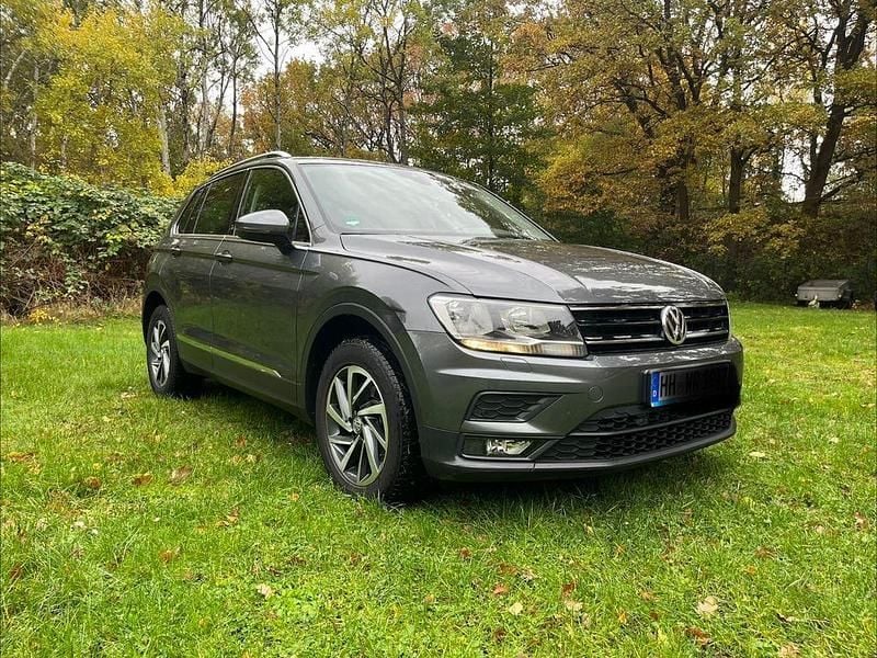 Gebraucht VW Tiguan Sound 179 PS (131 kW) 2017 Grau SUV