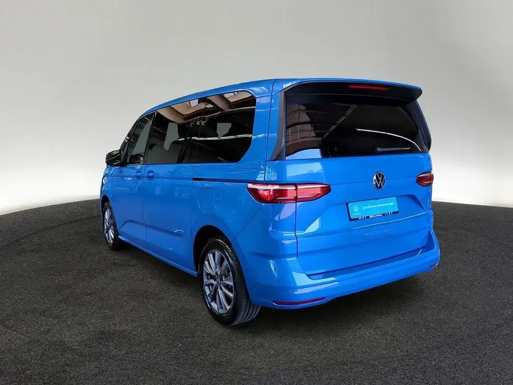 Gebraucht VW Multivan Life 204 PS (150 kW) 2025 Medium blue metallic Van / Kleinbus