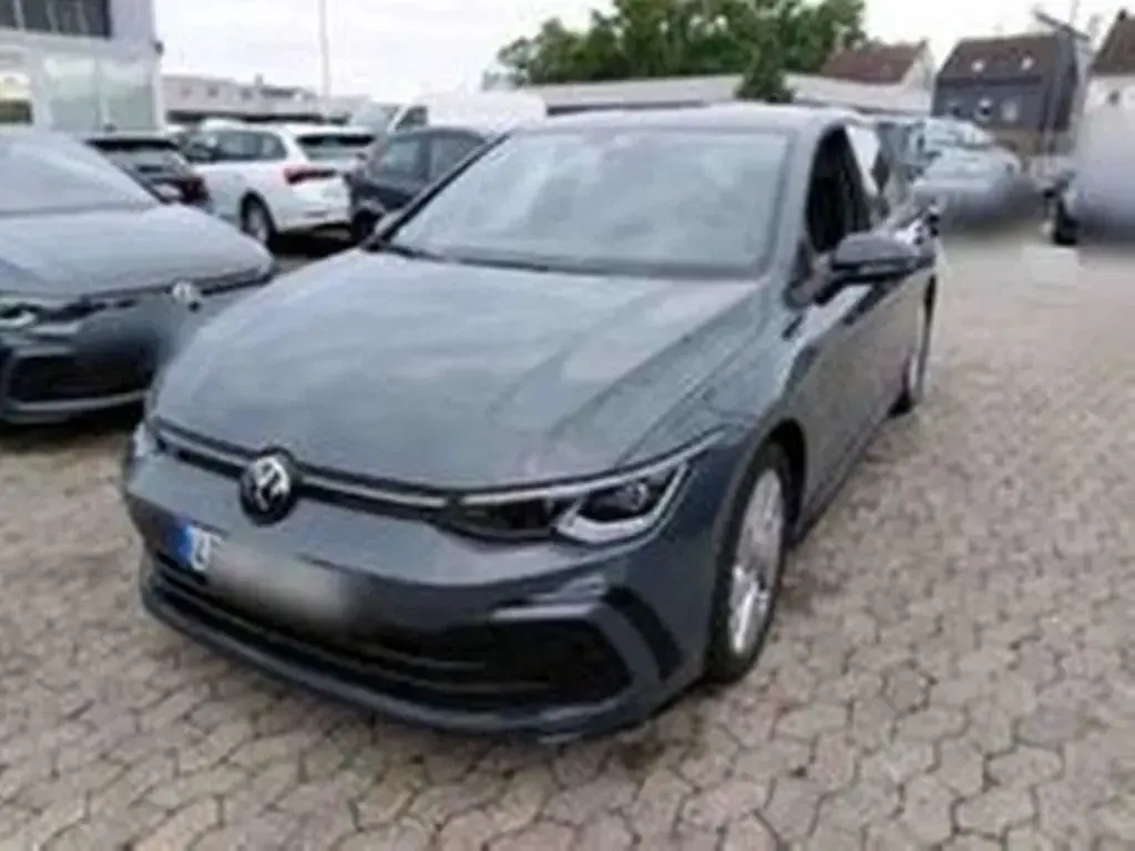 Gebraucht VW Golf VIII R-line 150 PS (110 kW) 2024 Schwarz Limousine