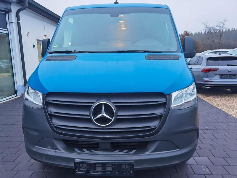 Gebraucht Mercedes Sprinter 163 PS (119 kW) 2021 Blau Van