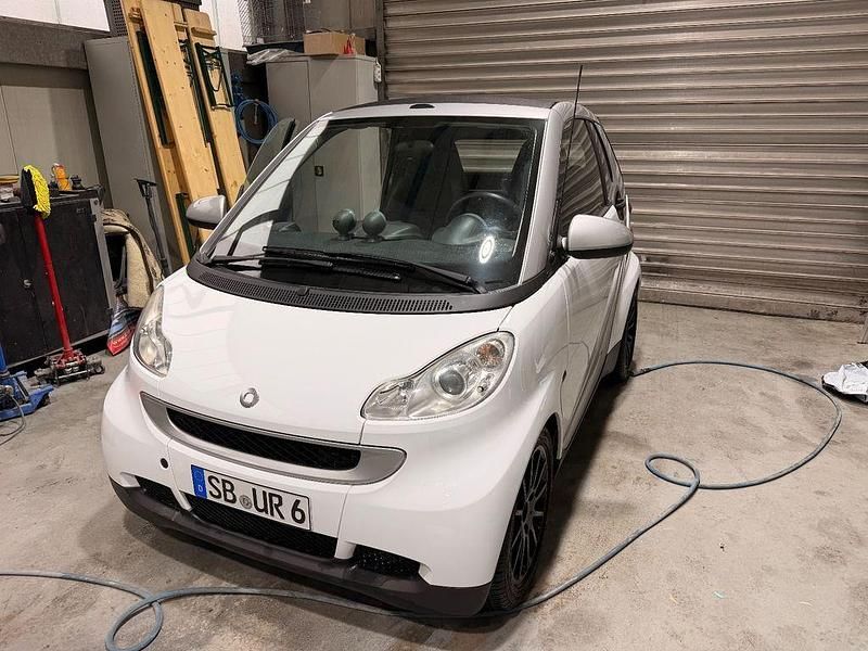 Weiß Gebraucht 2007 Smart ForTwo Cabrio Passion Cabrio | 3.200 € (Fairer Preis) - Bild 1/4