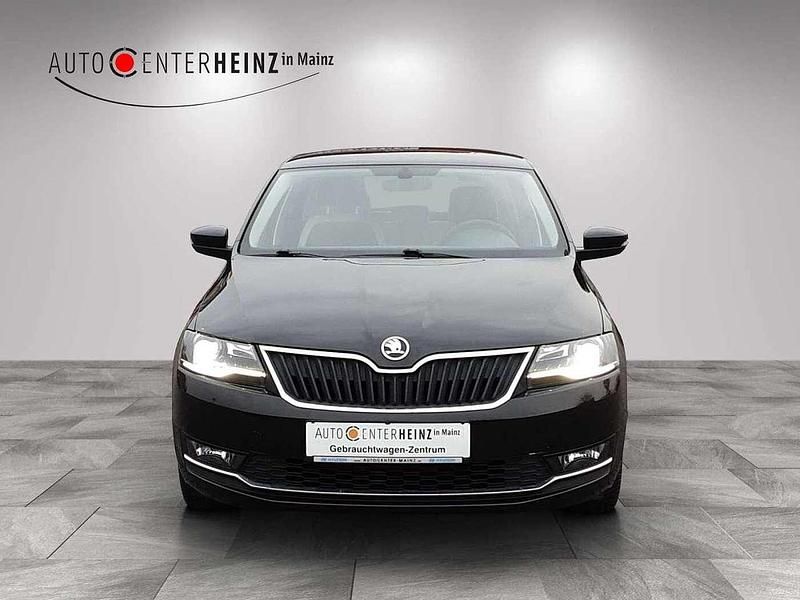 Gebraucht Skoda Rapid Style 95 PS (69 kW) 2017 Schwarzmagic perleffekt Limousine