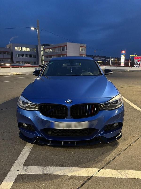 Blau Gebraucht 2015 BMW 320 Gran Turismo M Sport Limousine | 12.000 € (Guter Preis) - Bild 1/4